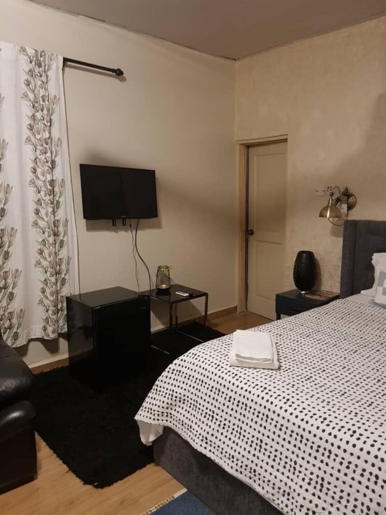 Nana Adu Guest House Koforidua Exterior foto